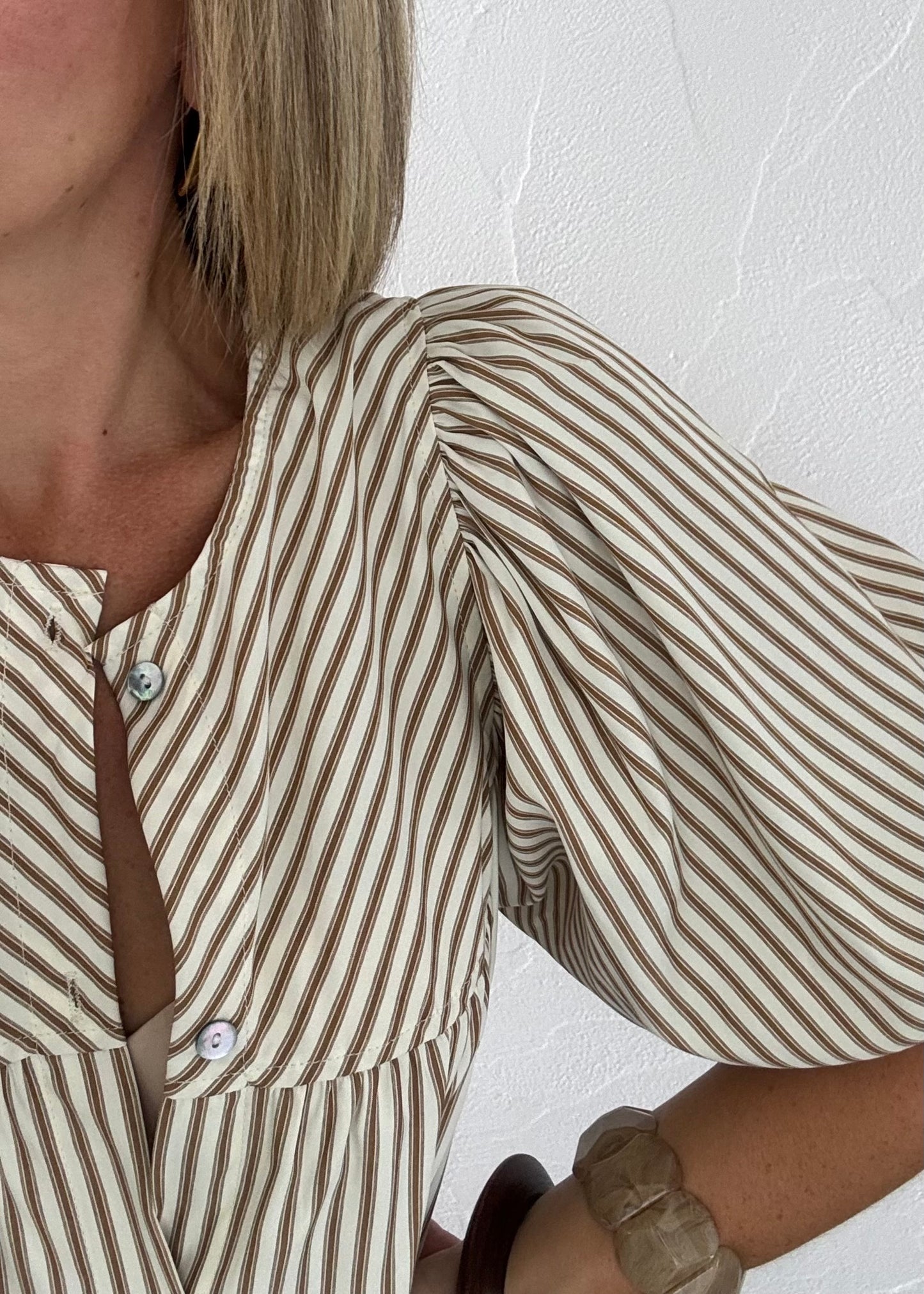 Robe MARIBELA