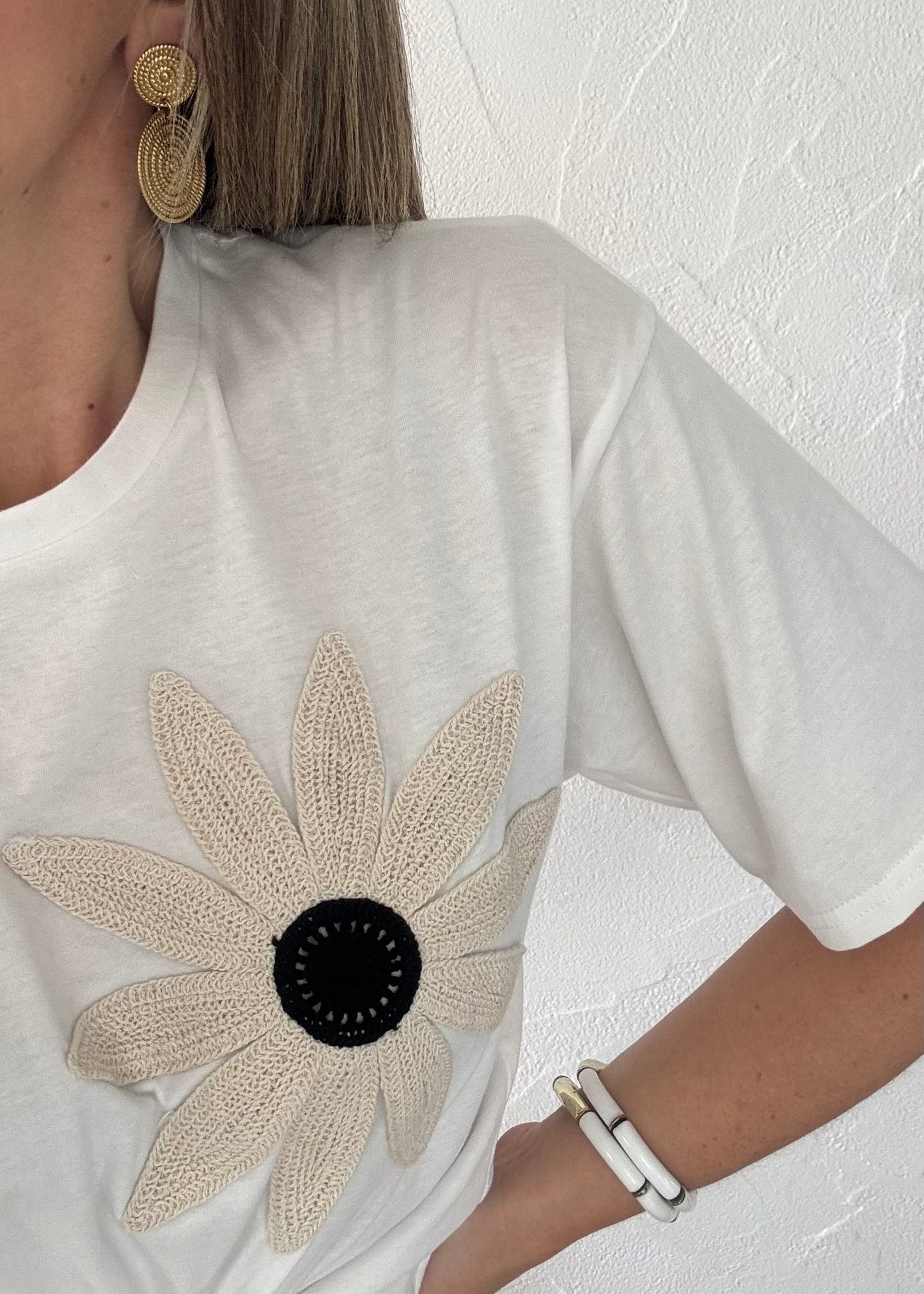 T-shirt Fleur en crochet