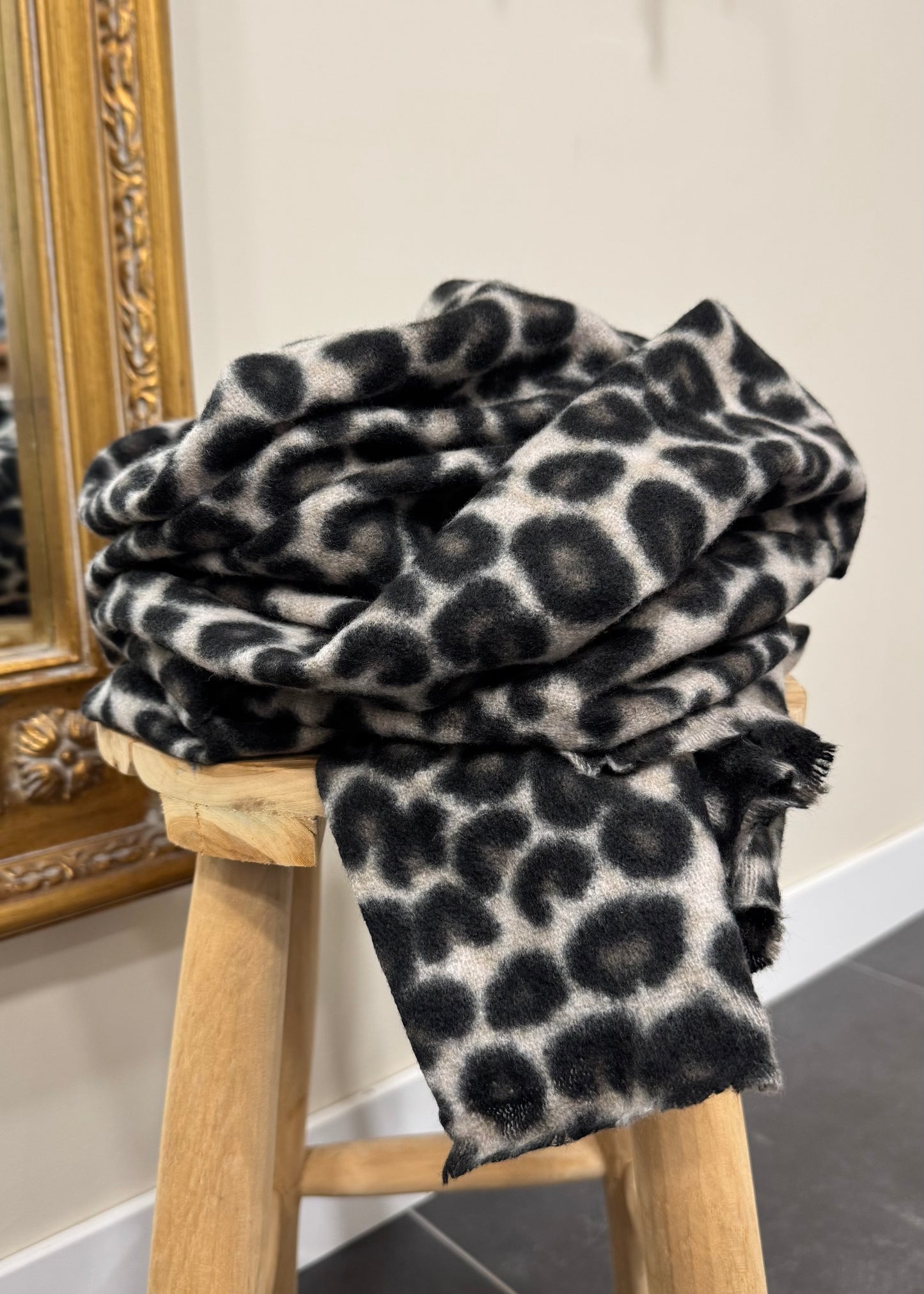 Écharpe LÉOPARD Gris