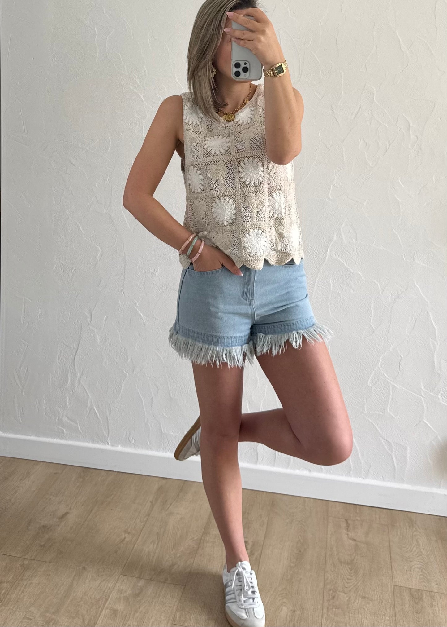 Short Lucie