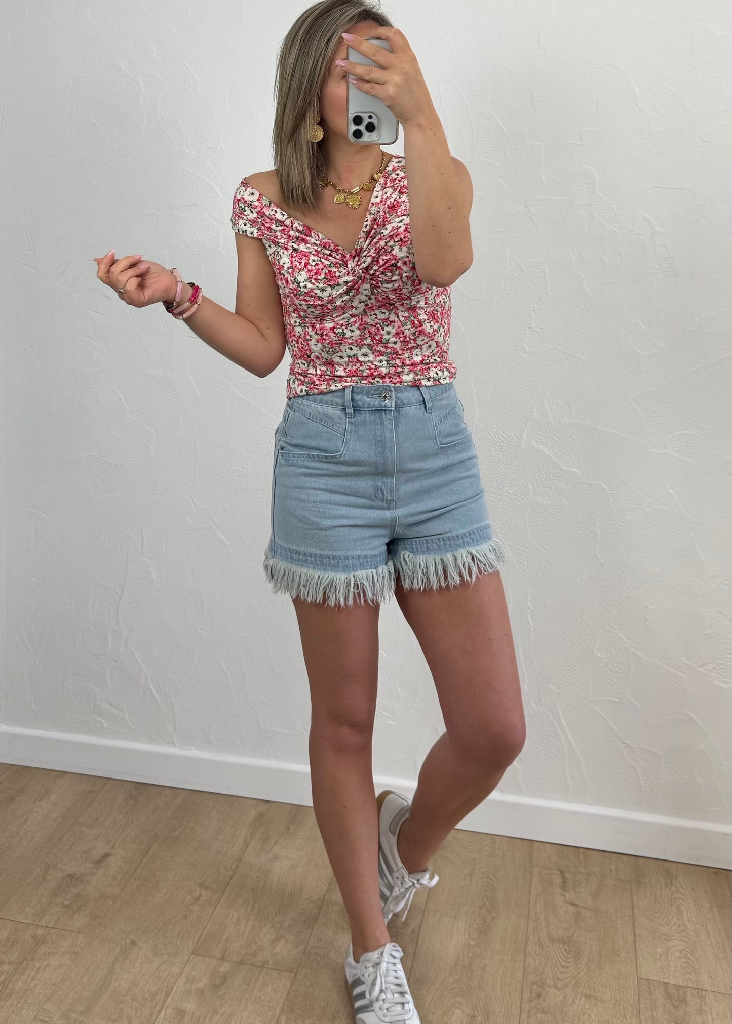 Haut Nina