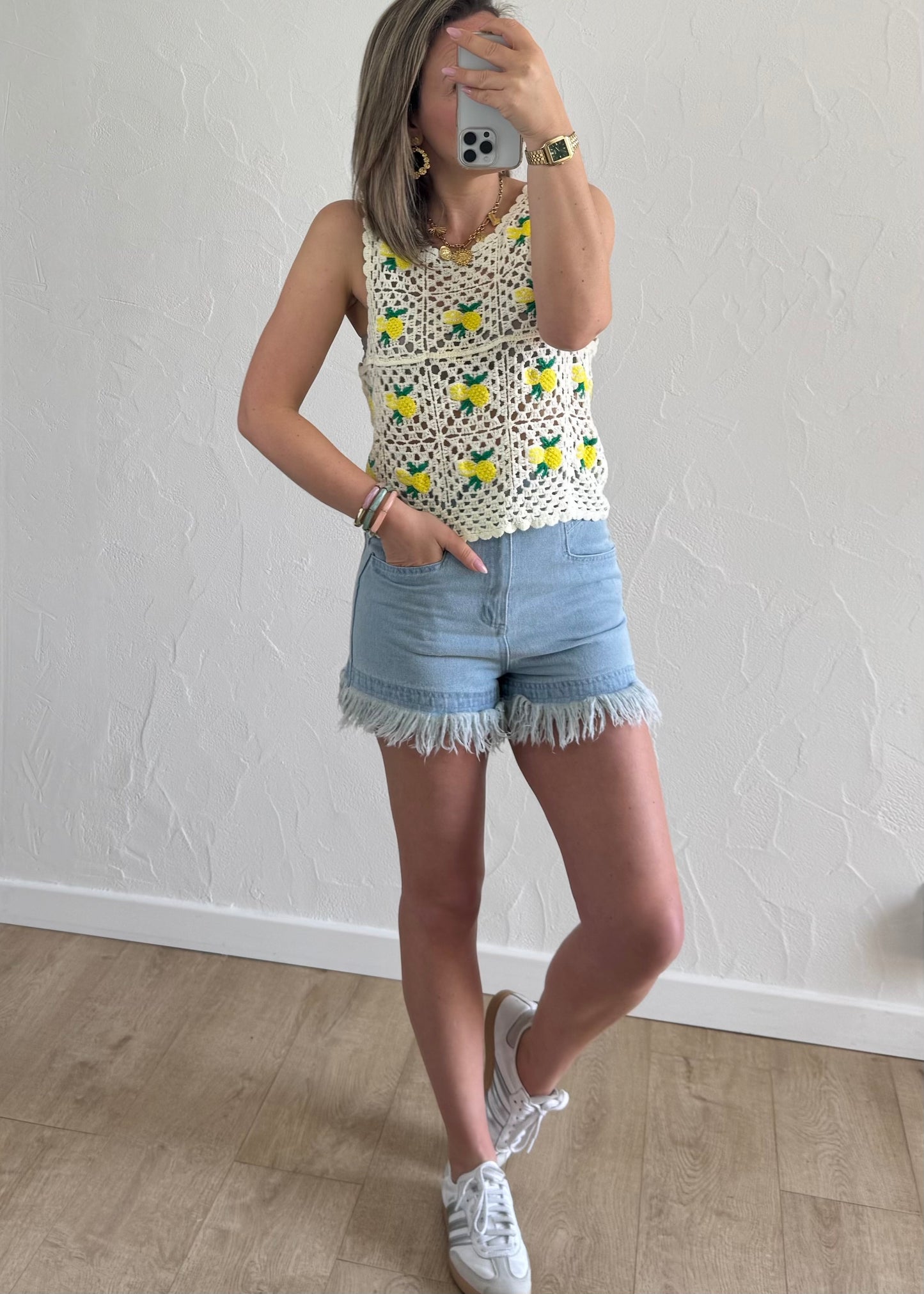 Short Lucie