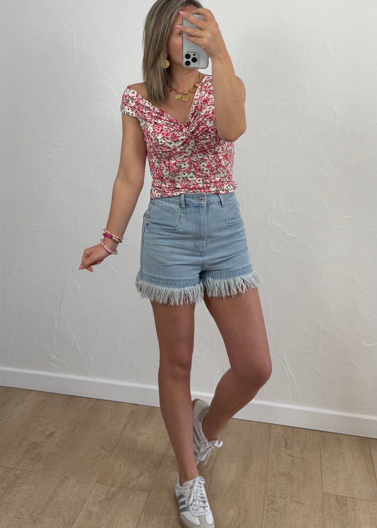 Haut Nina