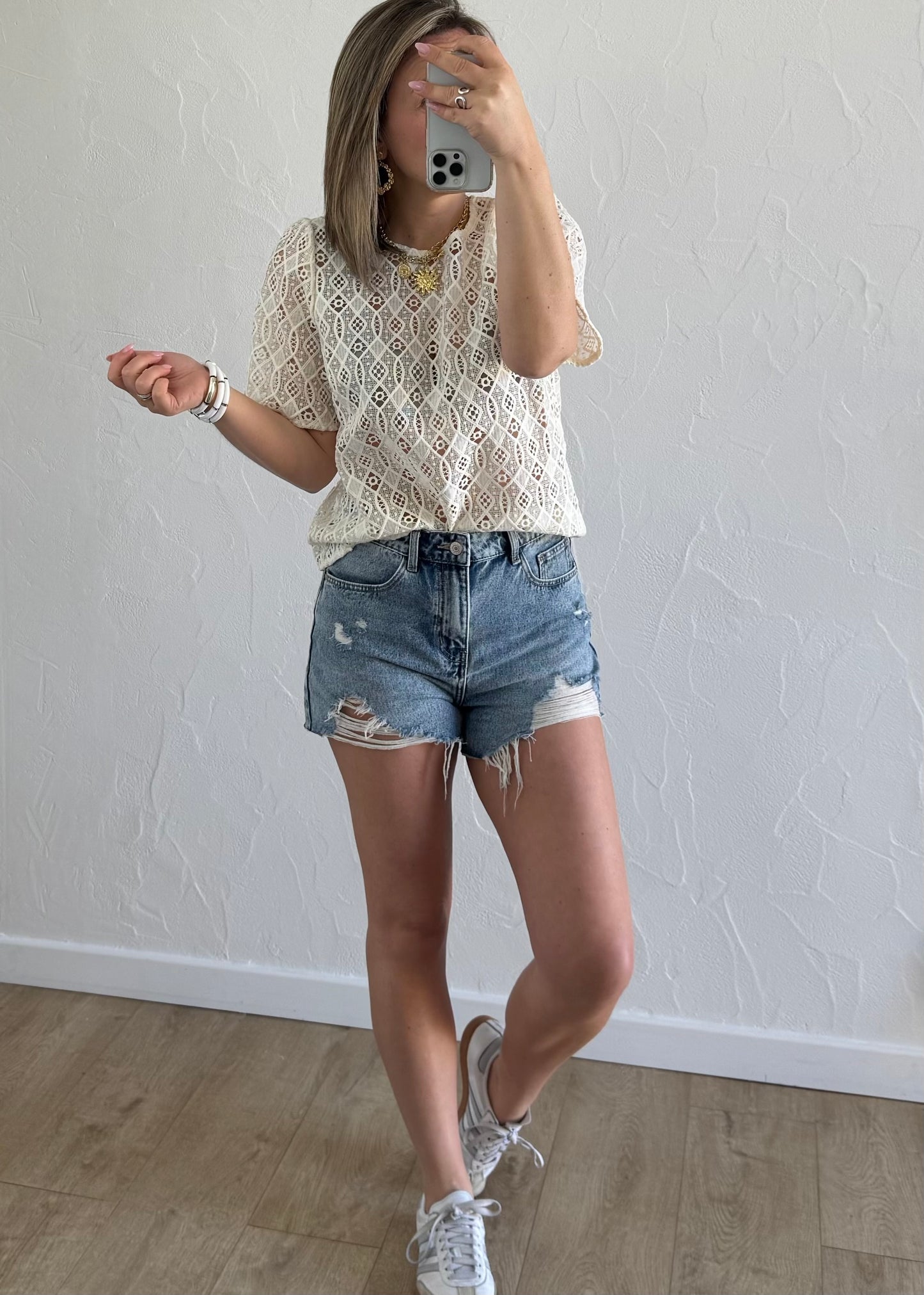 Short Lyson