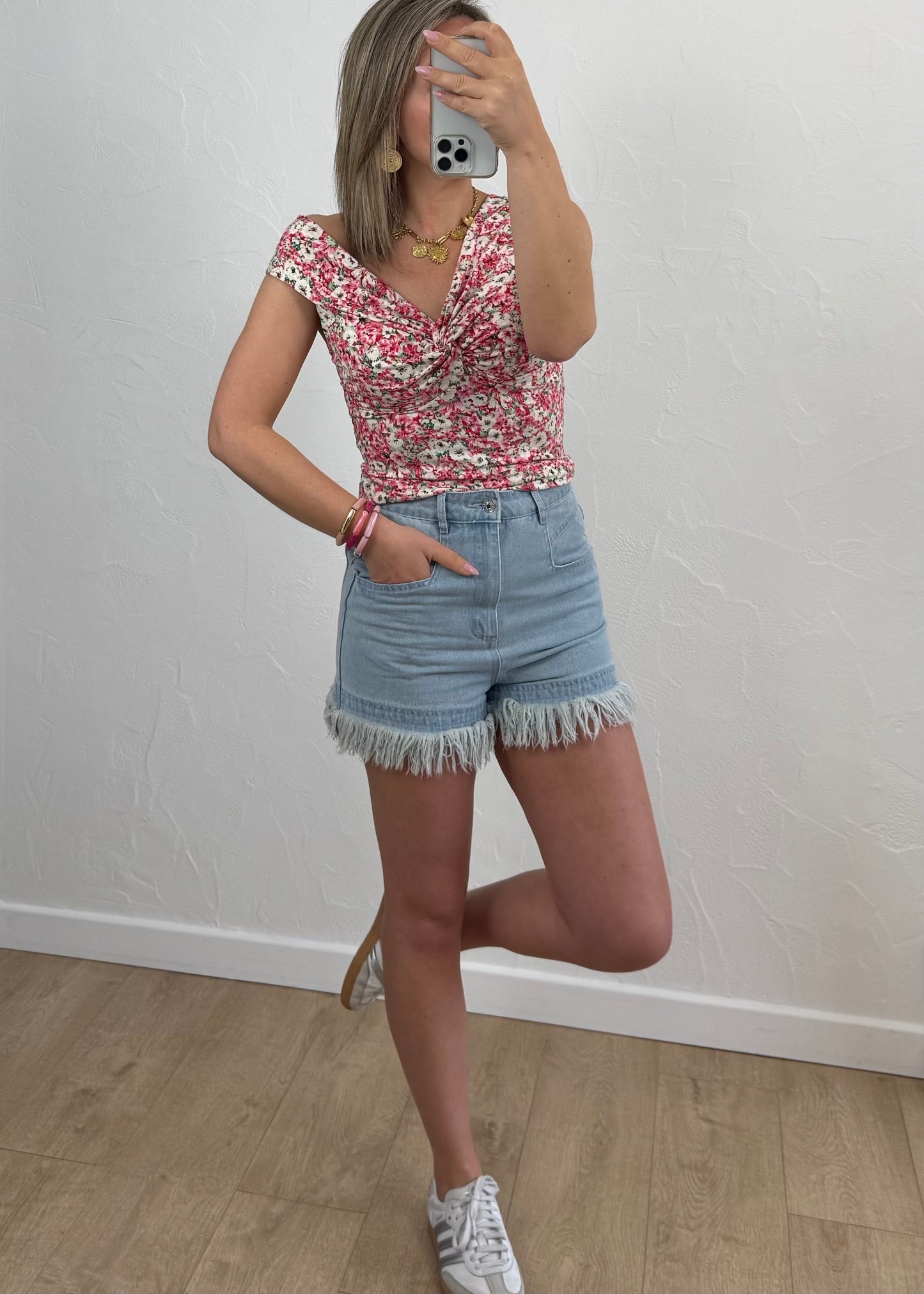 Haut Nina