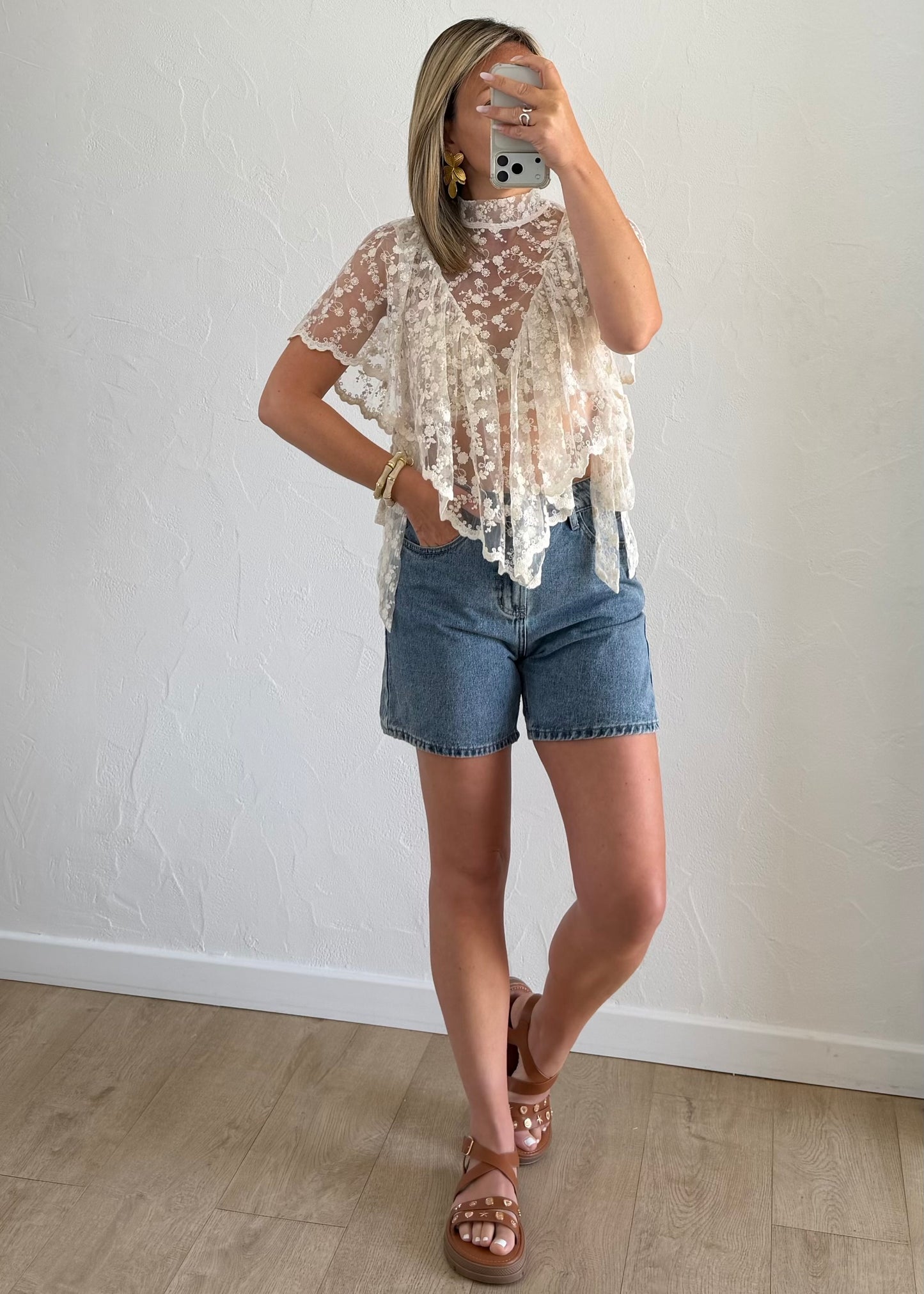 Top Jade en dentelle écru