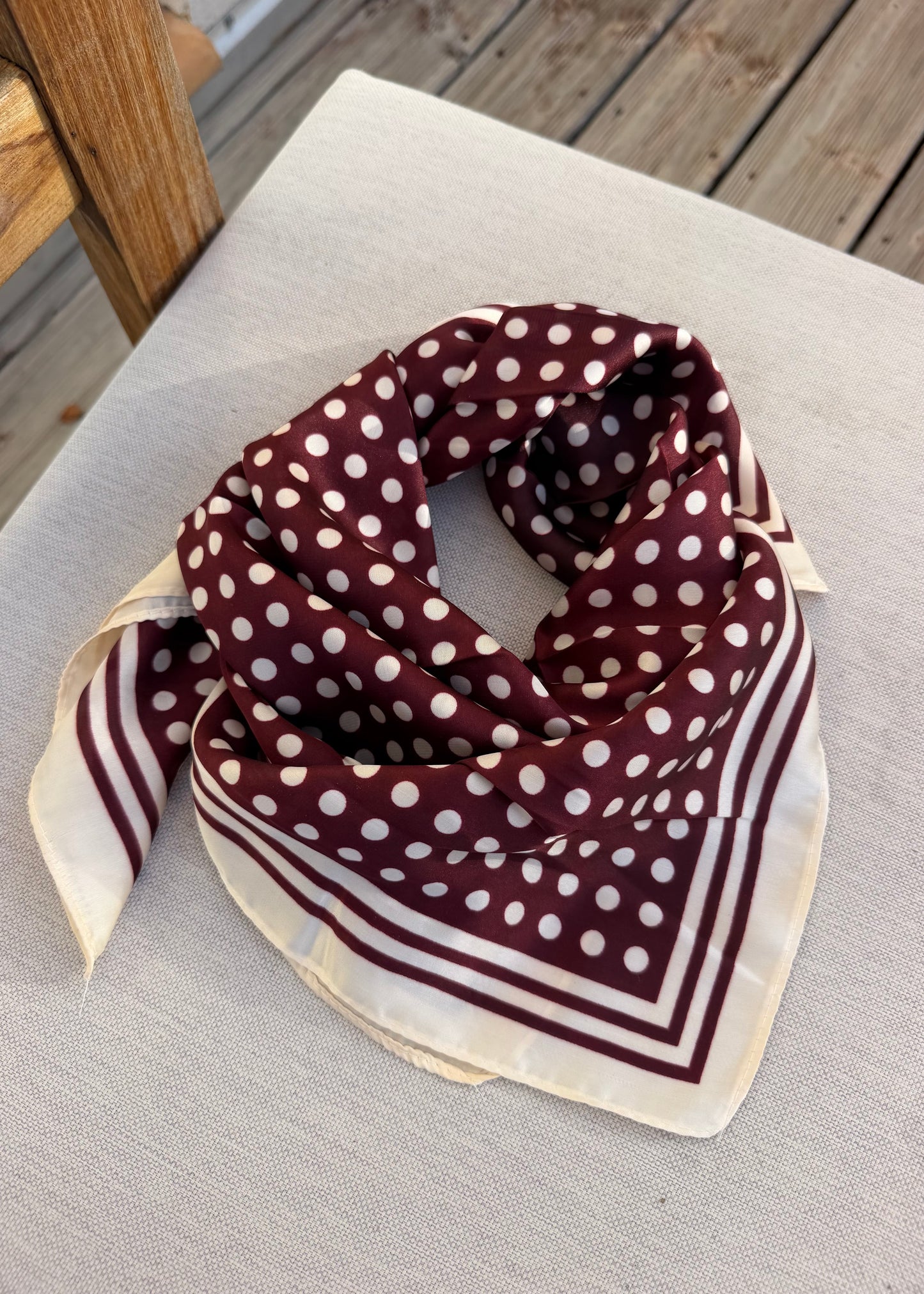 Foulard Pois Bordeaux