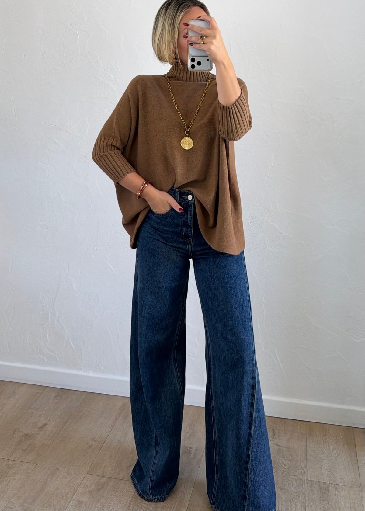 Pull Archie camel