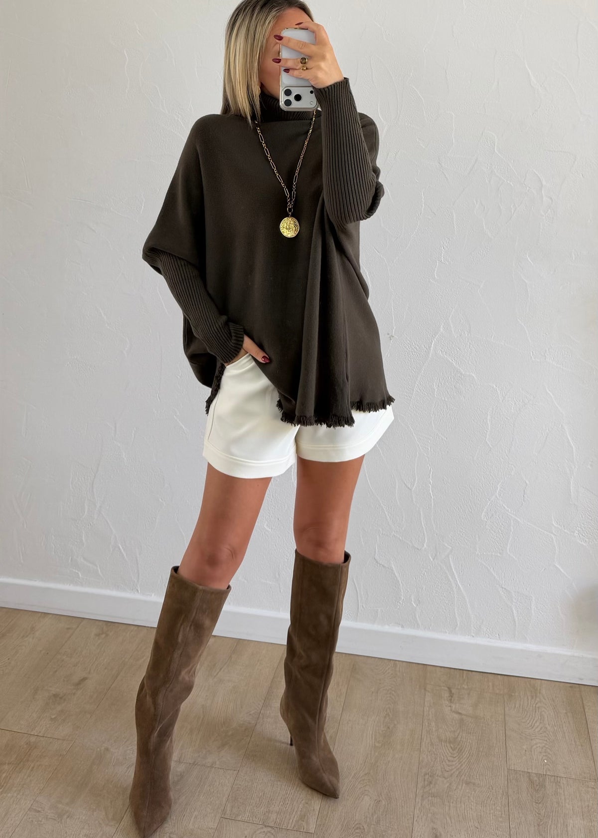 Pull Christie kaki
