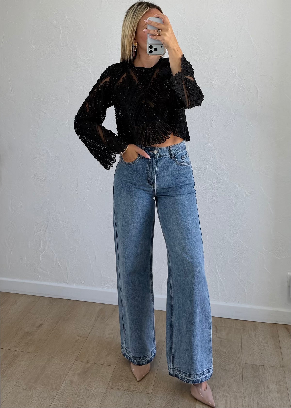 Top Anika noir