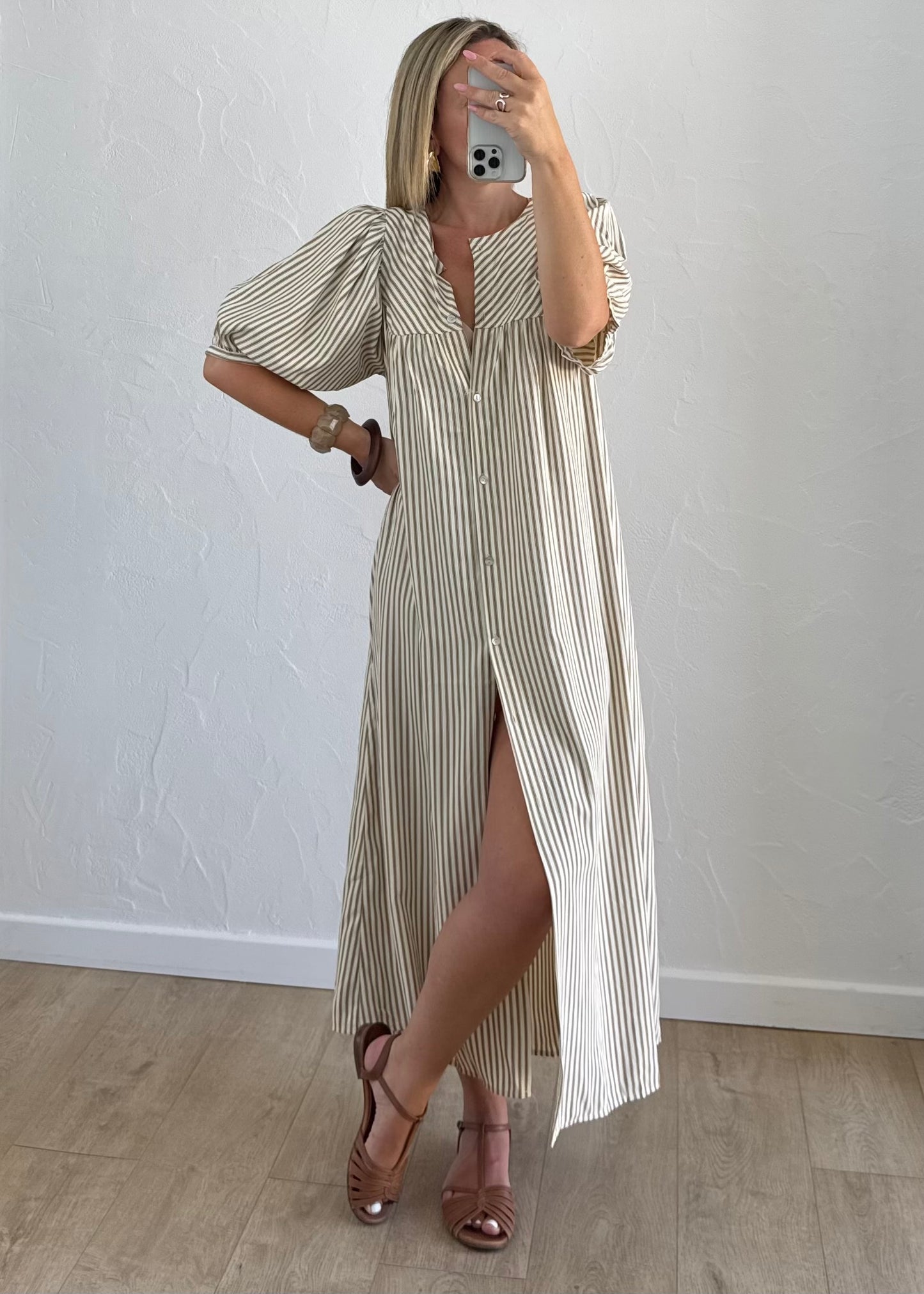 Robe MARIBELA