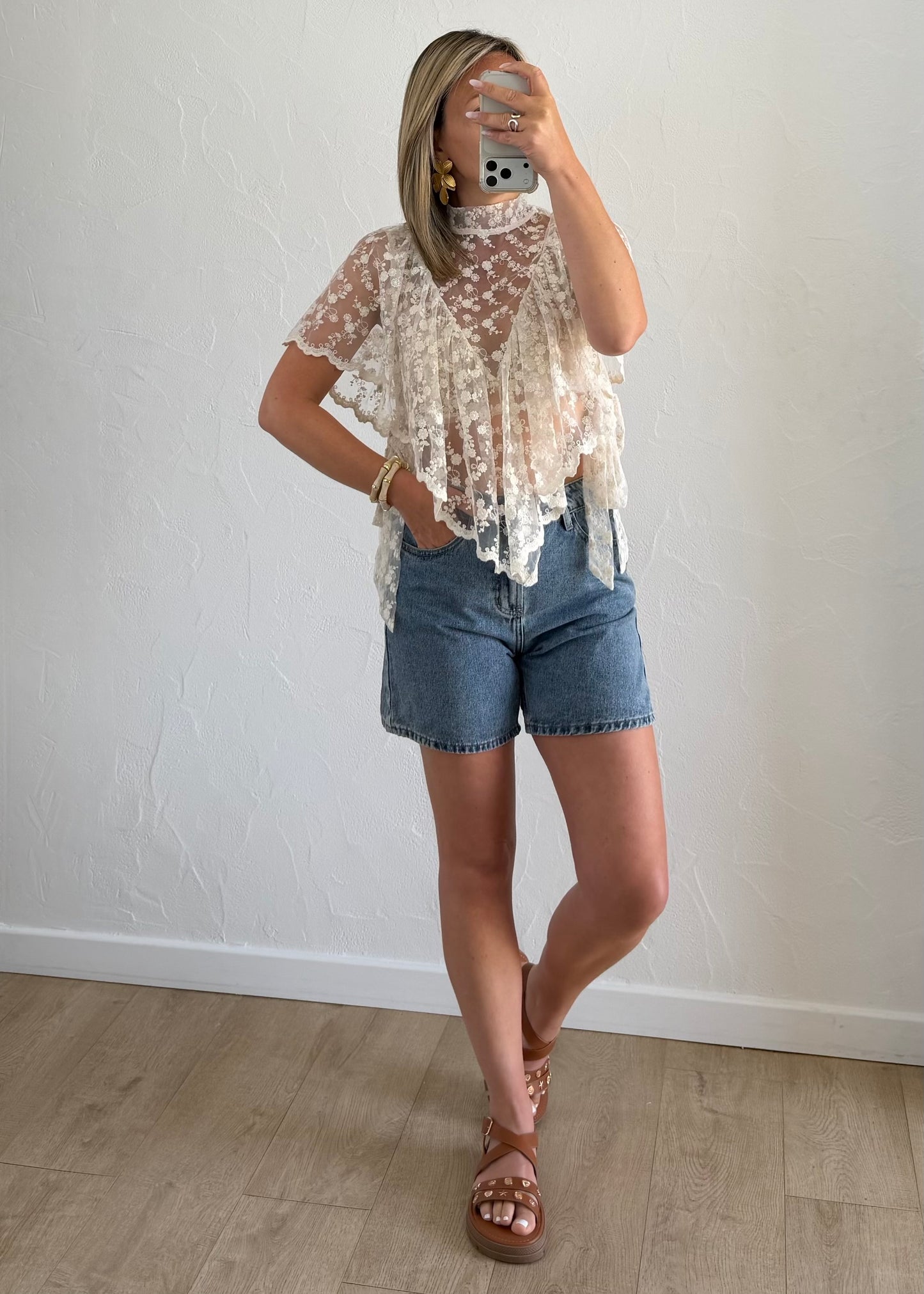 Top Jade en dentelle écru