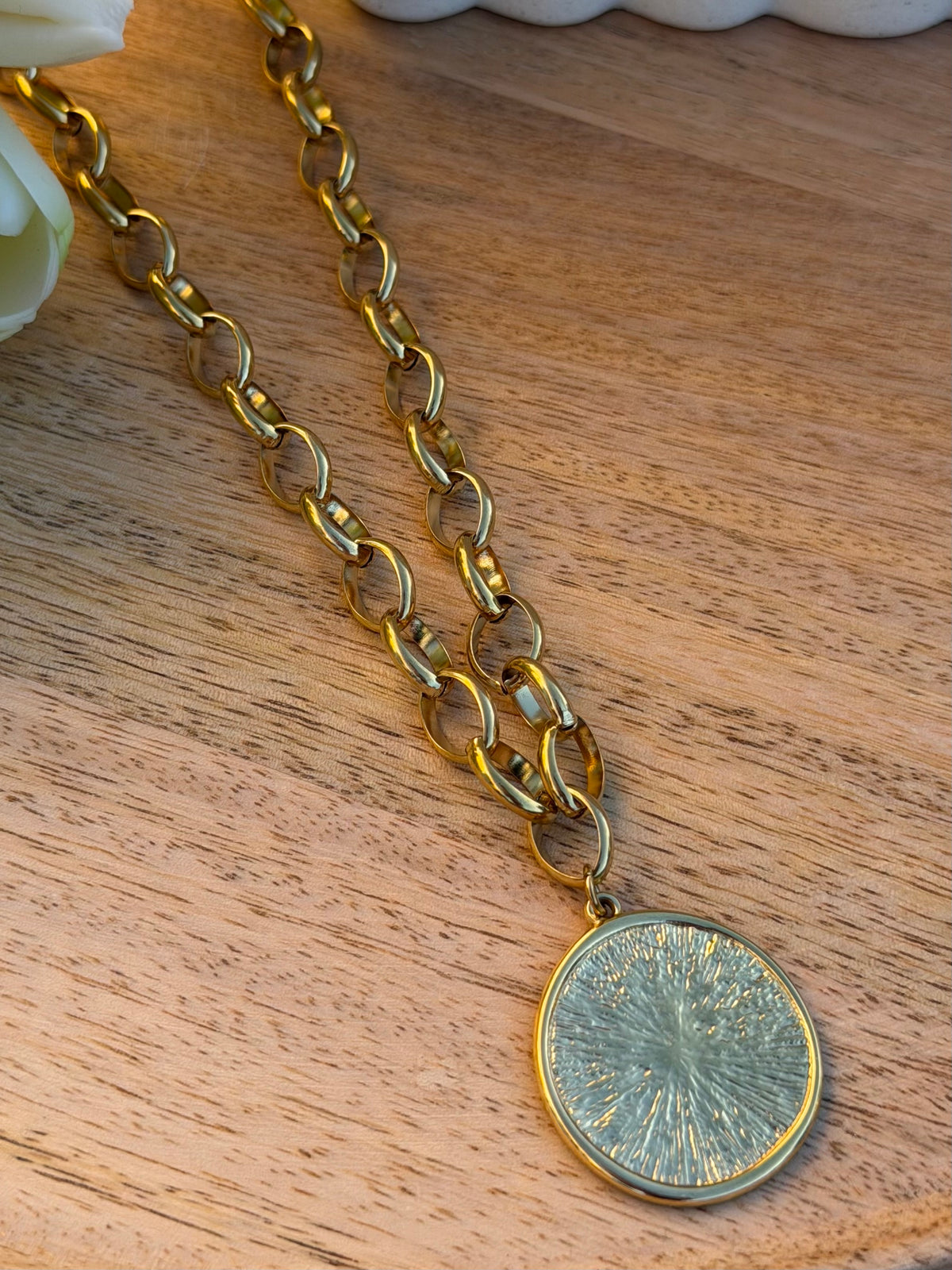 Collier