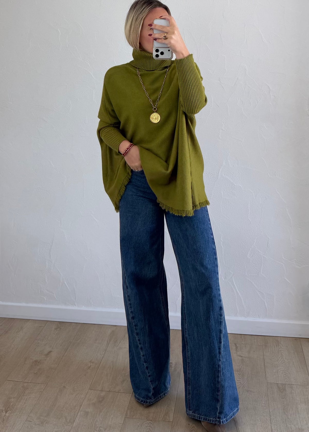 Pull Christie olive