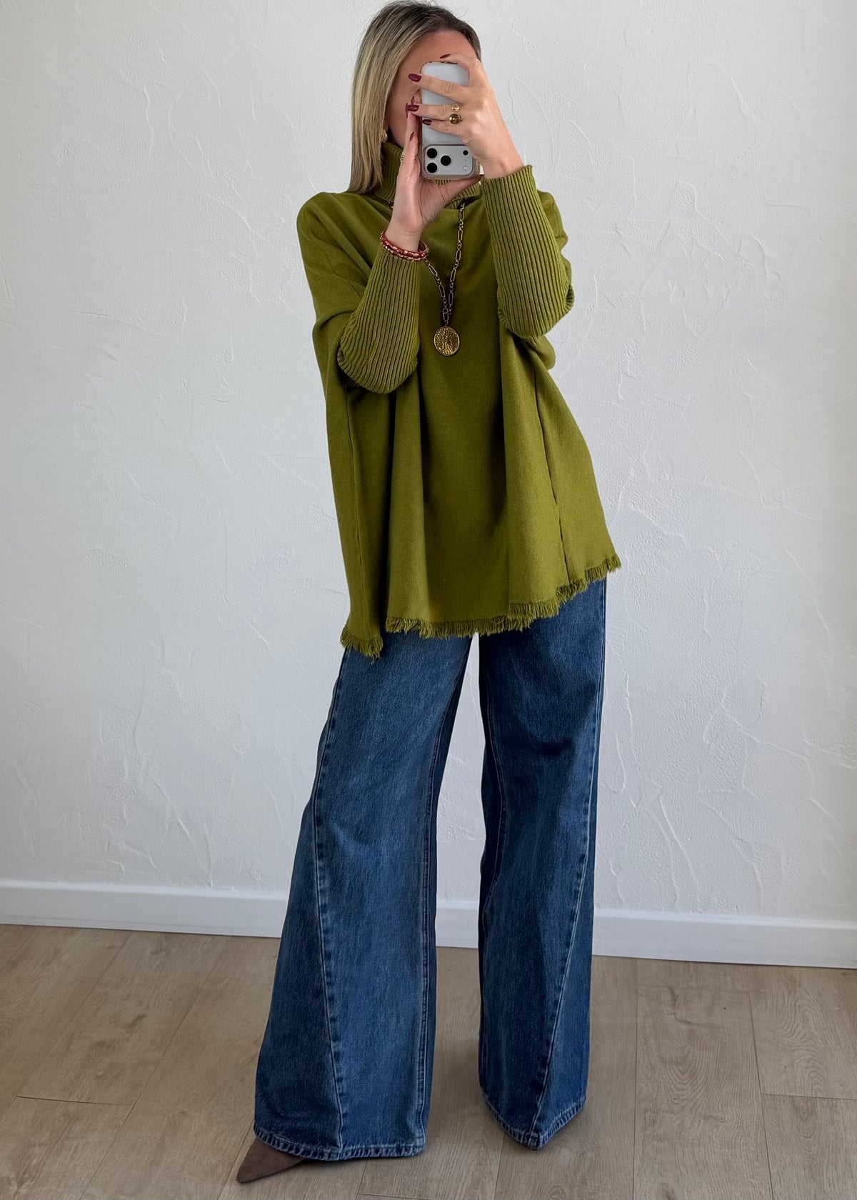 Pull Christie olive